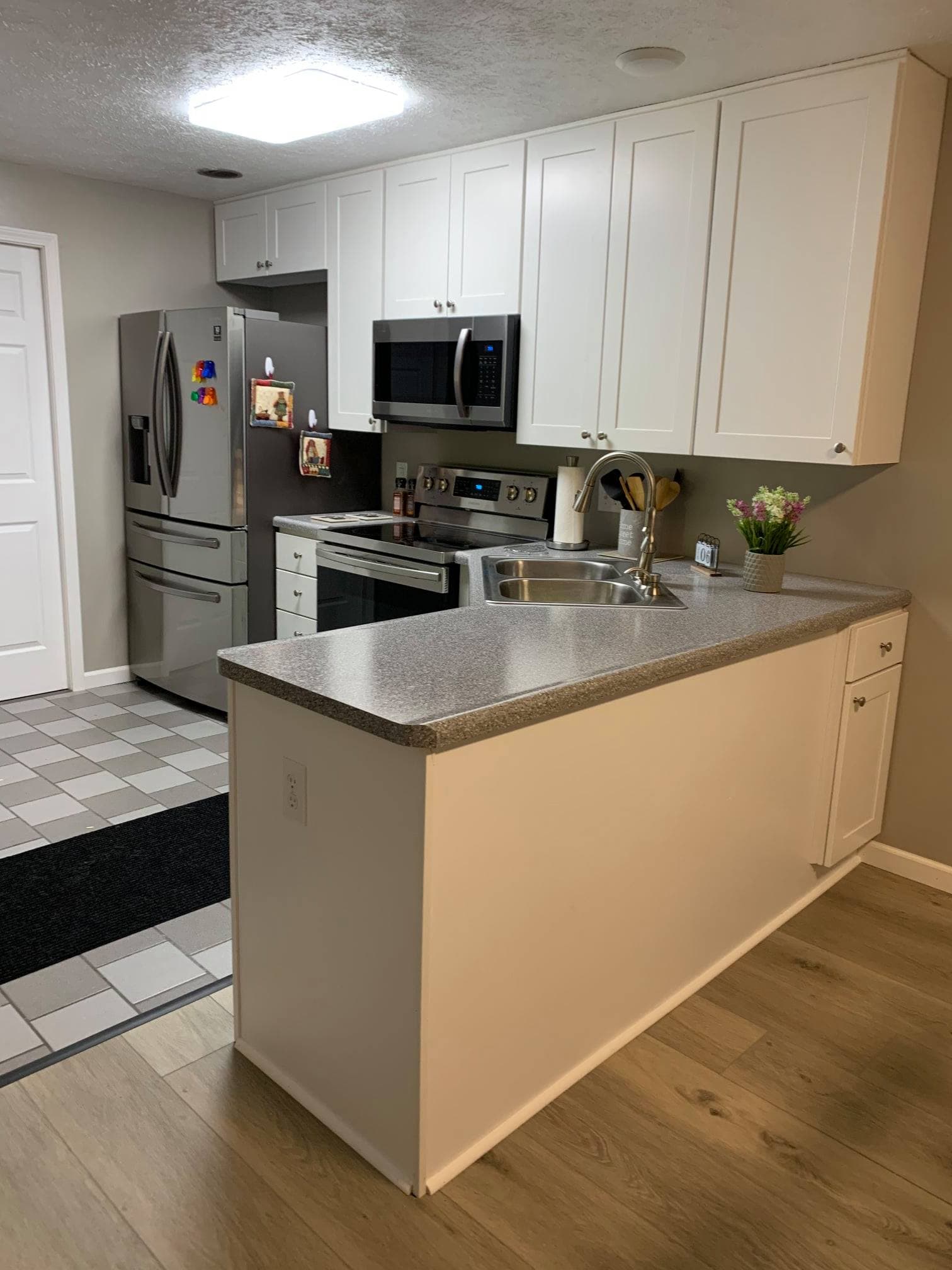 Kitchen at Robin's Nest